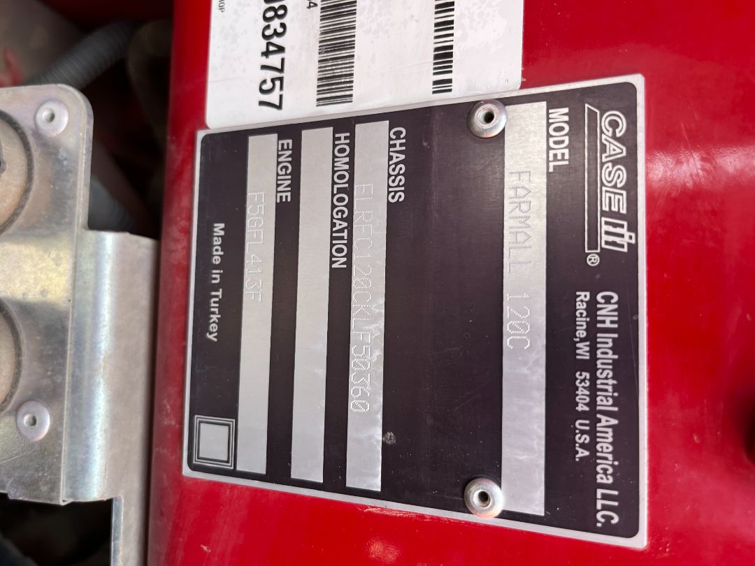 2019 CASE IH Farmall 120C - Image 10